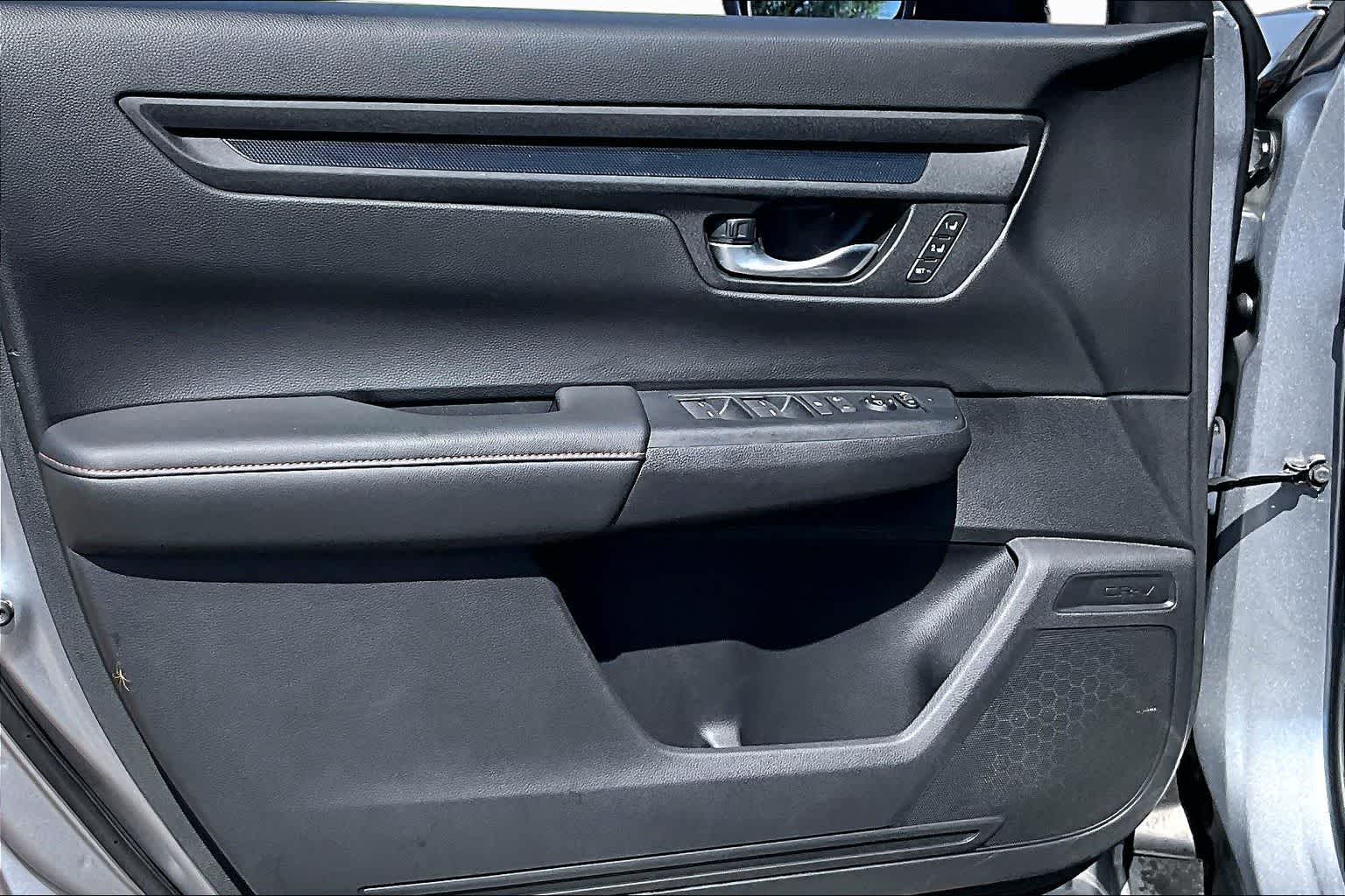 2024 Honda CR-V Hybrid Sport-L Lunar Silver Metallic at AutoNation USA Houston