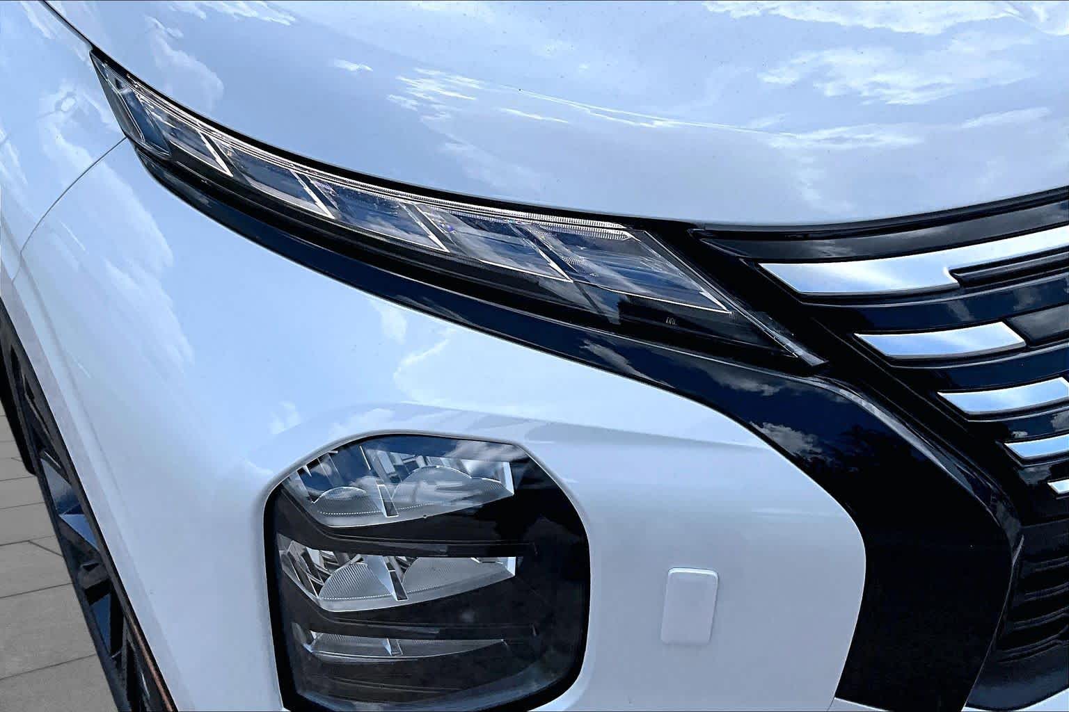 2026 Nissan Rogue Plug-In Hybrid Platinum Alpine Frost at Sterling McCall Nissan