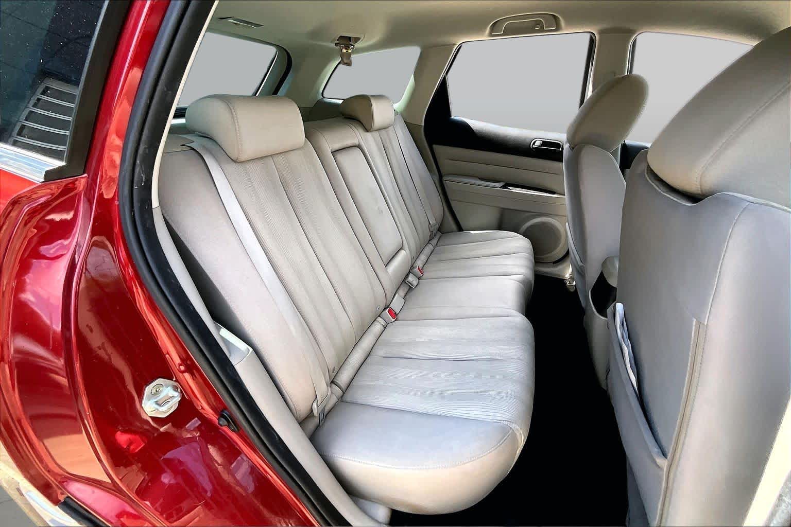 2010 Mazda CX-7 photo 18 of 31