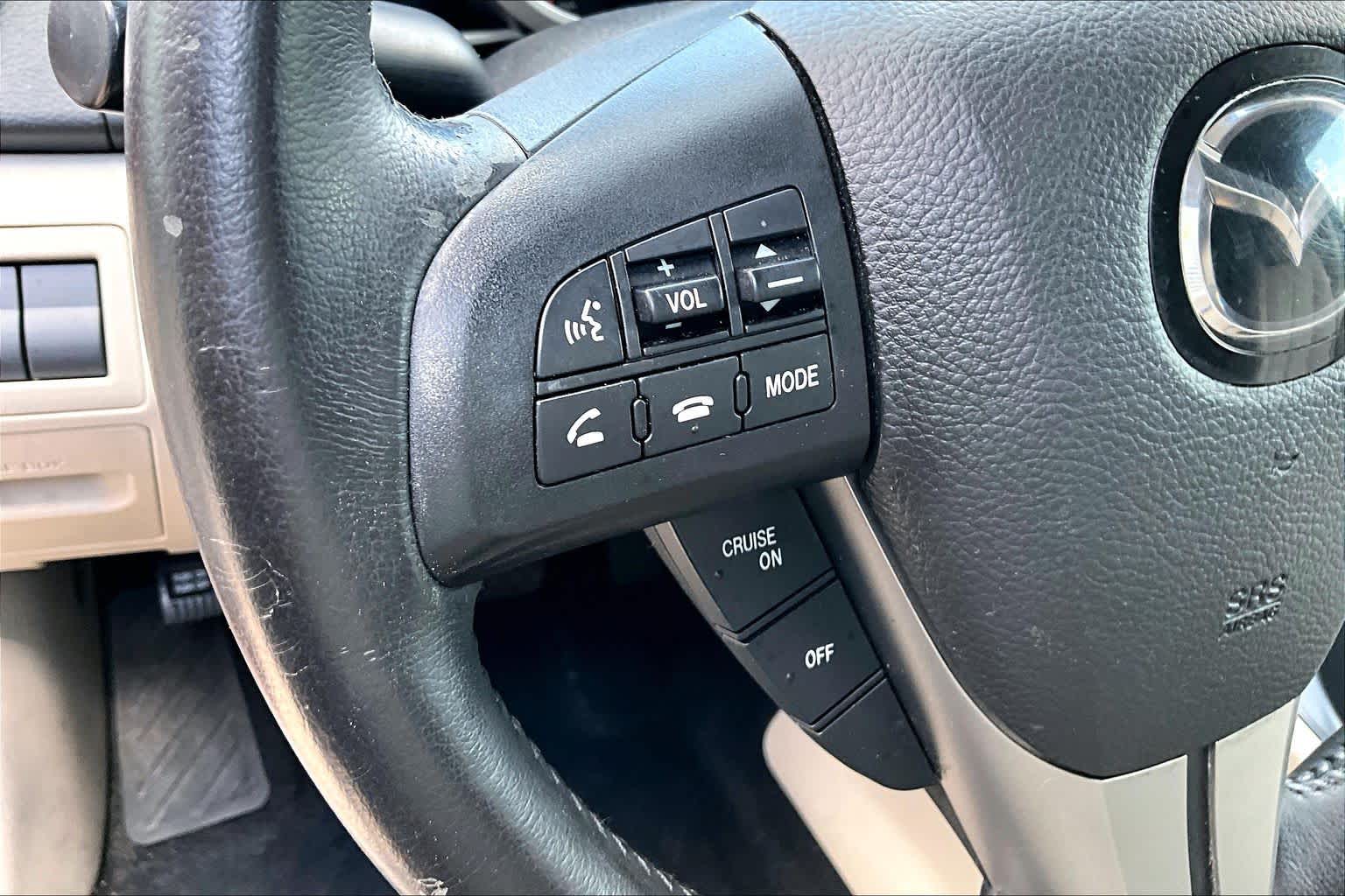 2010 Mazda CX-7 photo 30 of 31