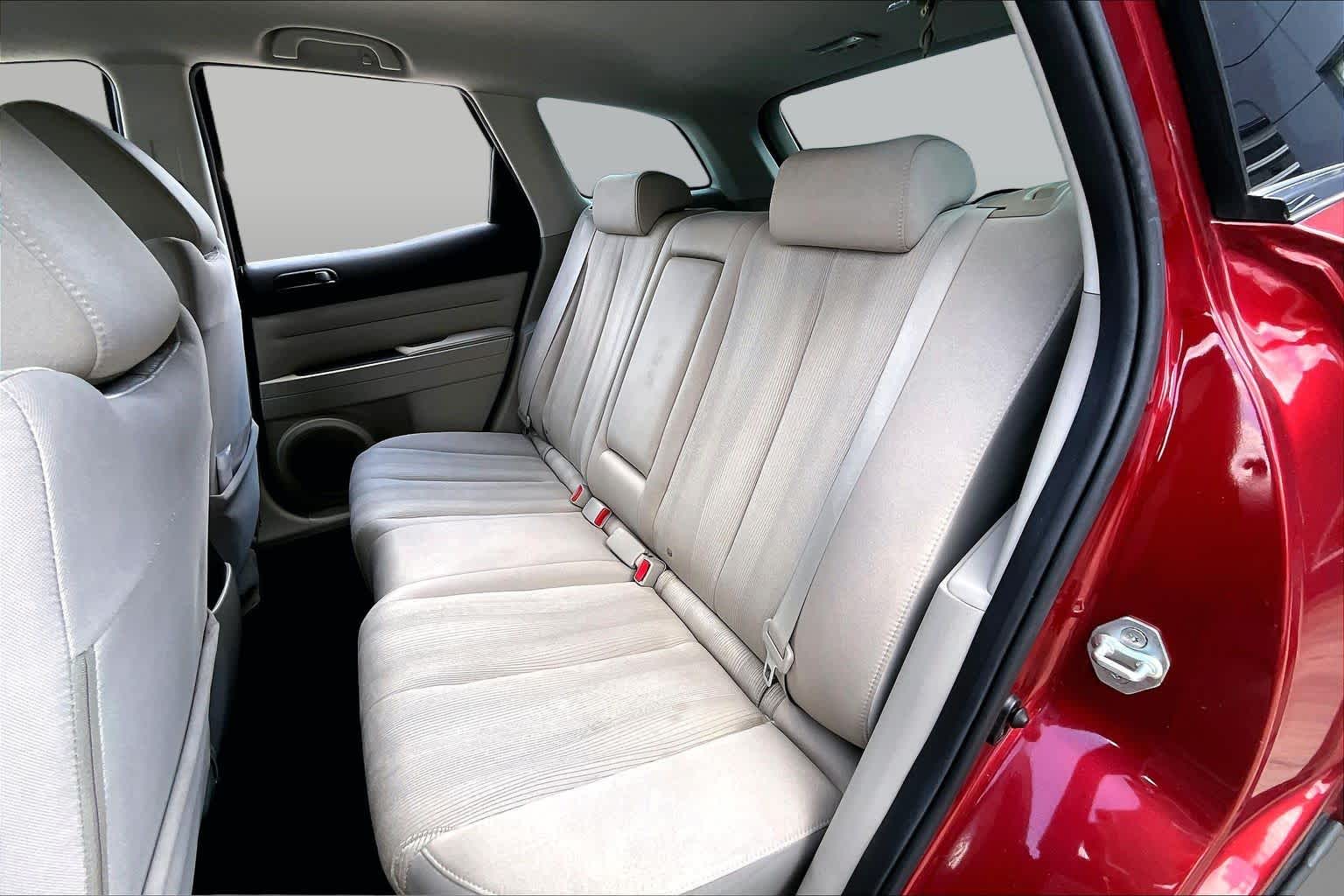 2010 Mazda CX-7 photo 17 of 31