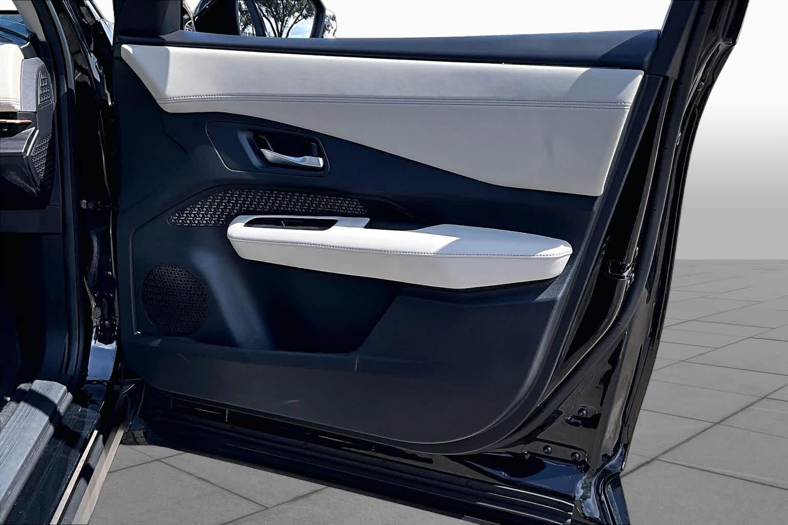 2024 Nissan ARIYA ENGAGE Black Diamond Pearl at Beck & Masten Kia
