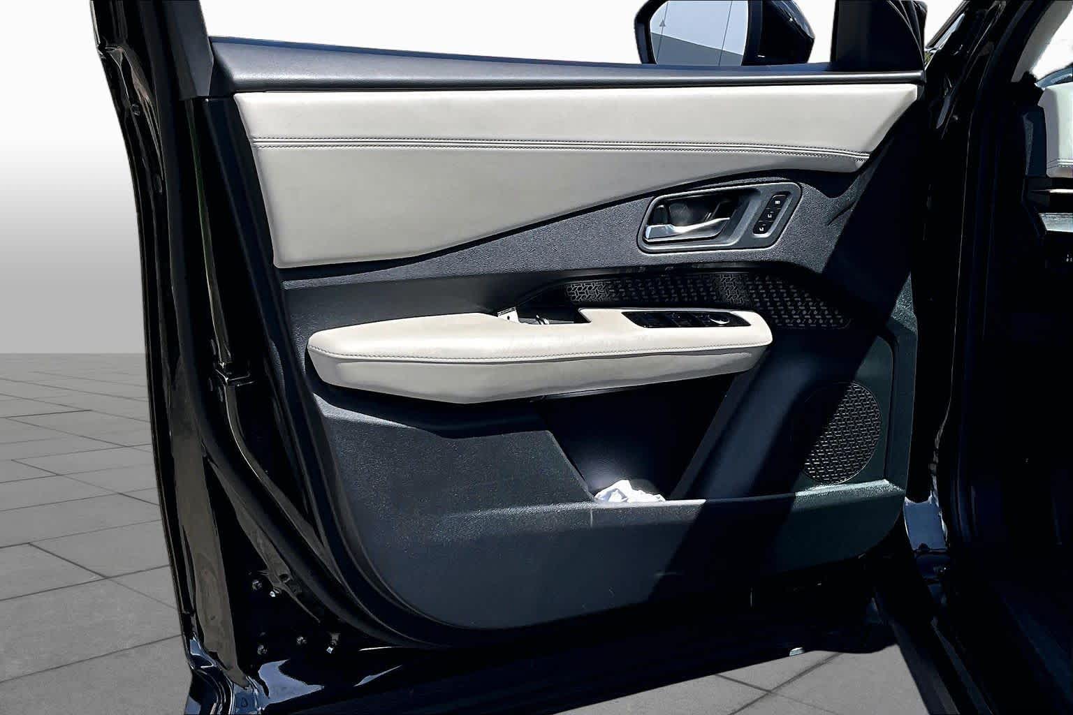 2024 Nissan ARIYA ENGAGE Black Diamond Pearl at Beck & Masten Kia