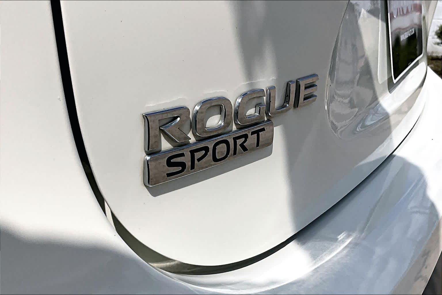 2022 Nissan Rogue Sport S Glacier White at Sterling McCall Nissan
