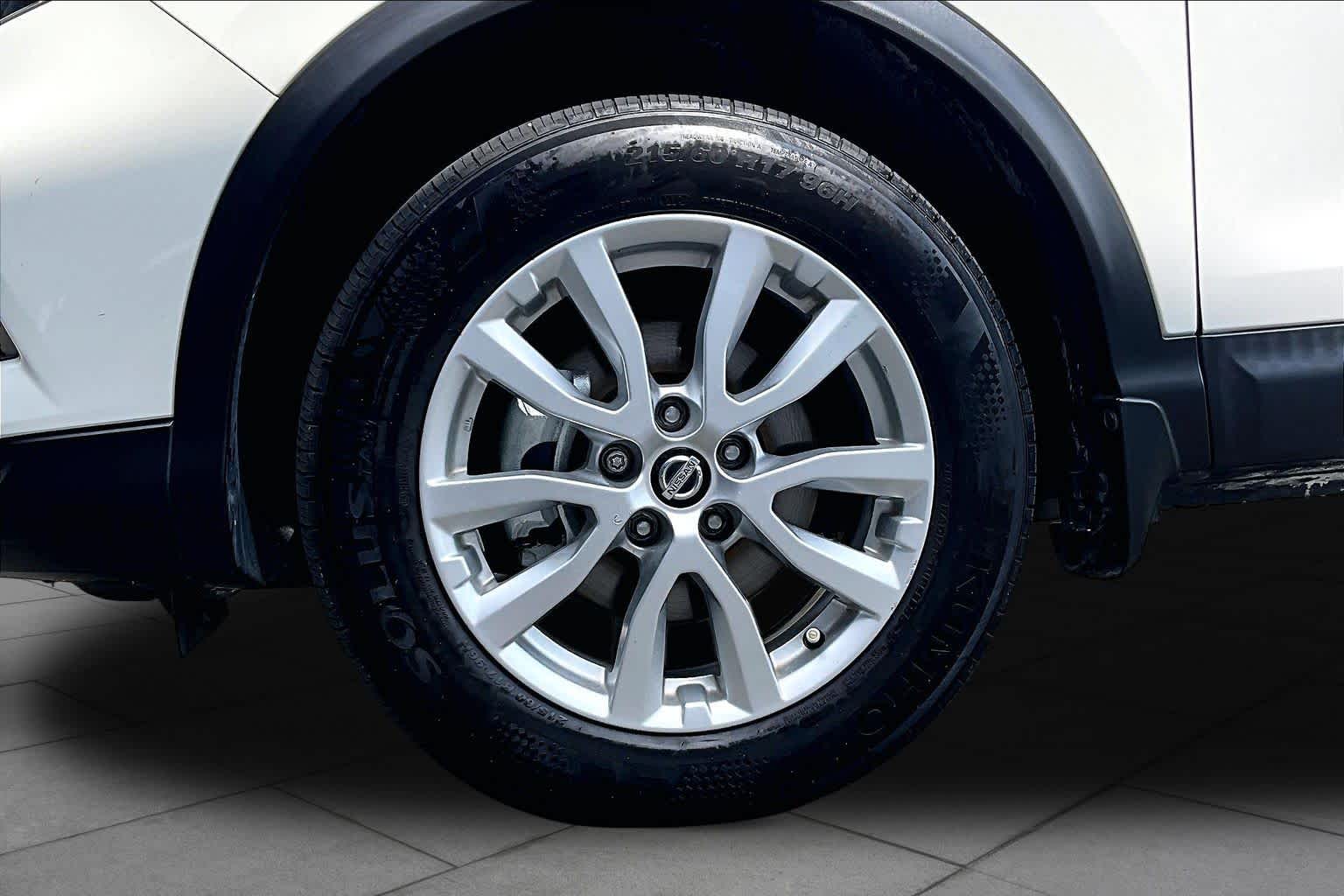 2022 Nissan Rogue Sport S Glacier White at Sterling McCall Nissan