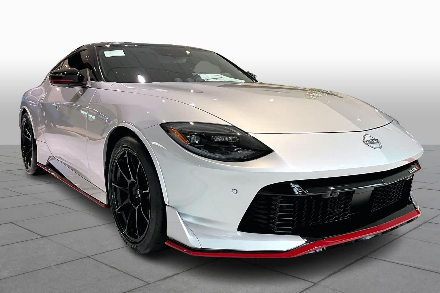 2025 Nissan Z NISMO - 1