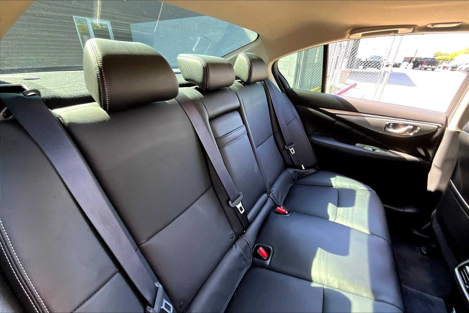 2024 INFINITI Q50 LUXE Black Obsidian at BMW of West Houston