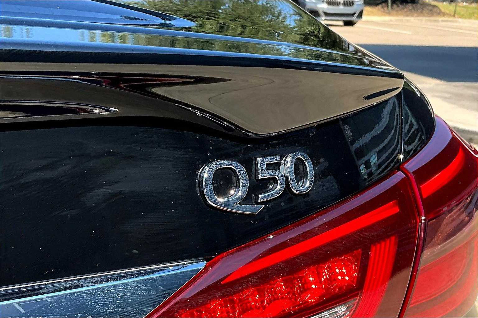 2024 INFINITI Q50 LUXE Black Obsidian at BMW of West Houston