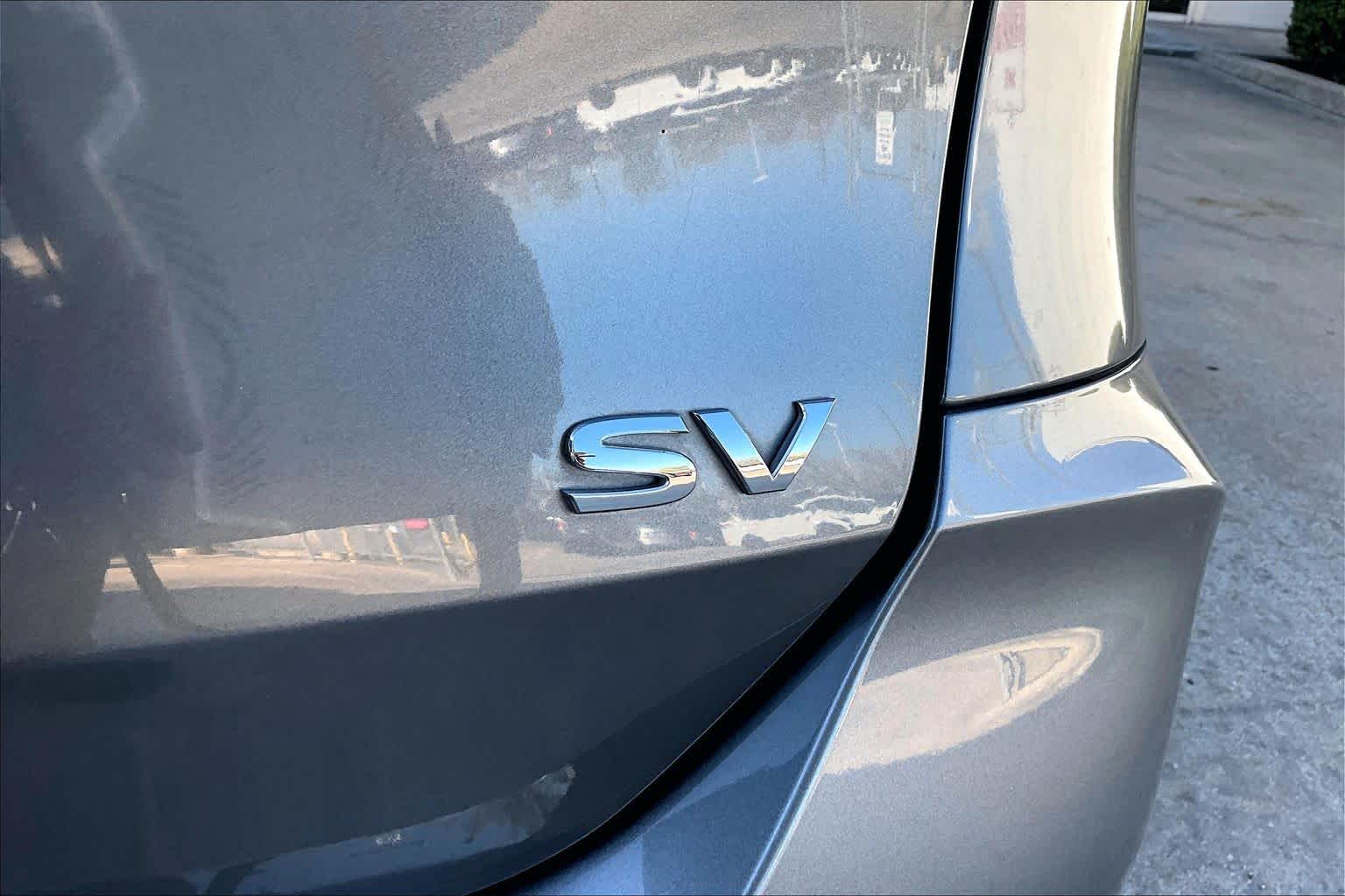 2020 Nissan Rogue SV Gun Metallic at Sterling McCall Nissan