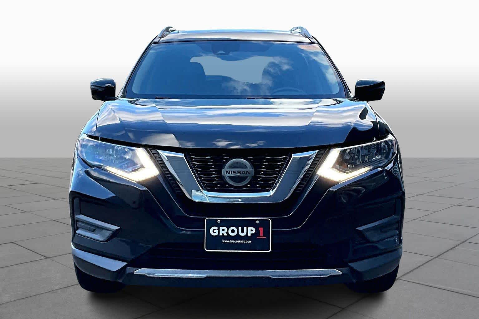 2019 Nissan Rogue SV Magnetic Black Pearl at Sterling McCall Nissan