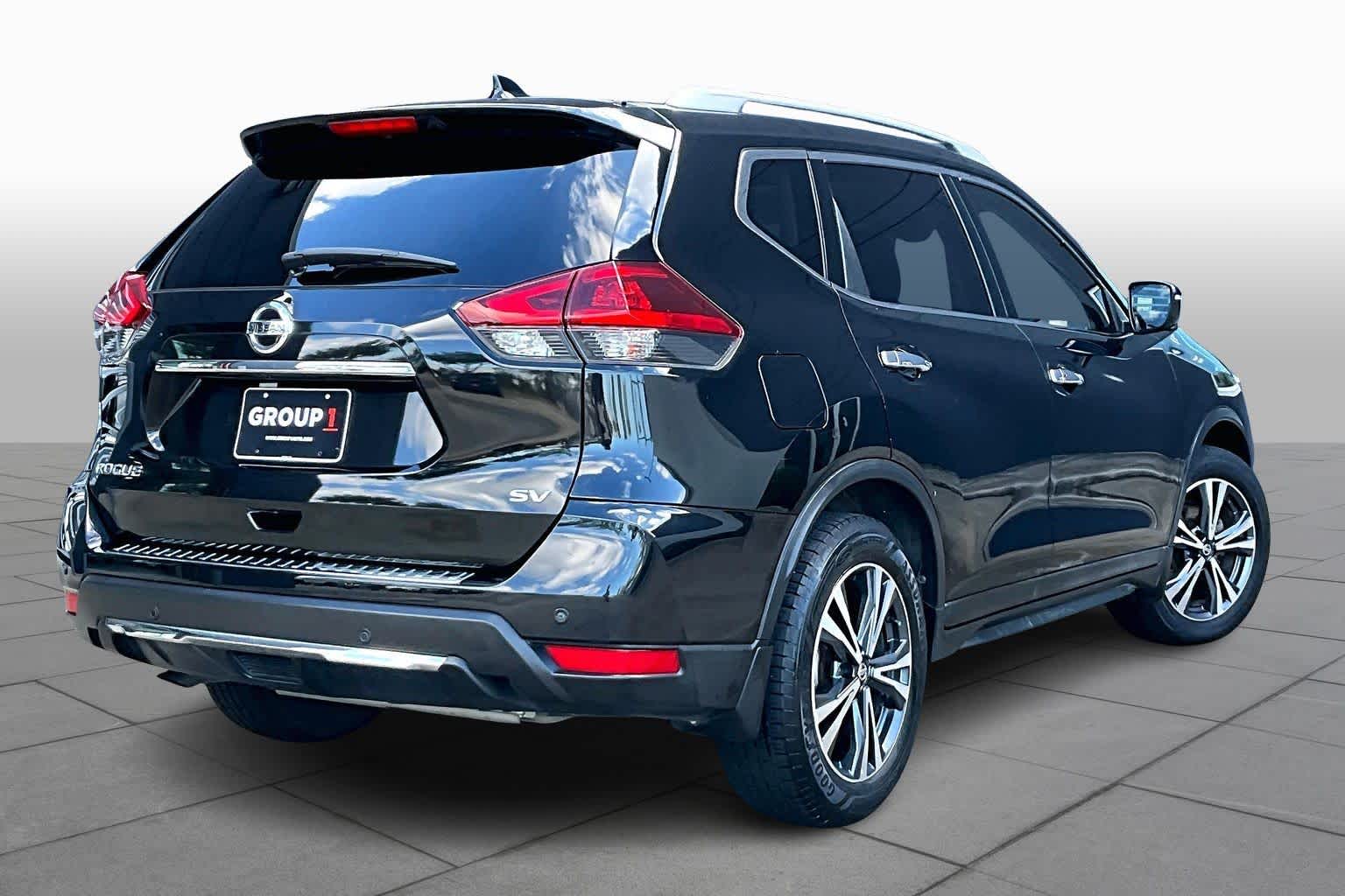 2019 Nissan Rogue SV Magnetic Black Pearl at Sterling McCall Nissan