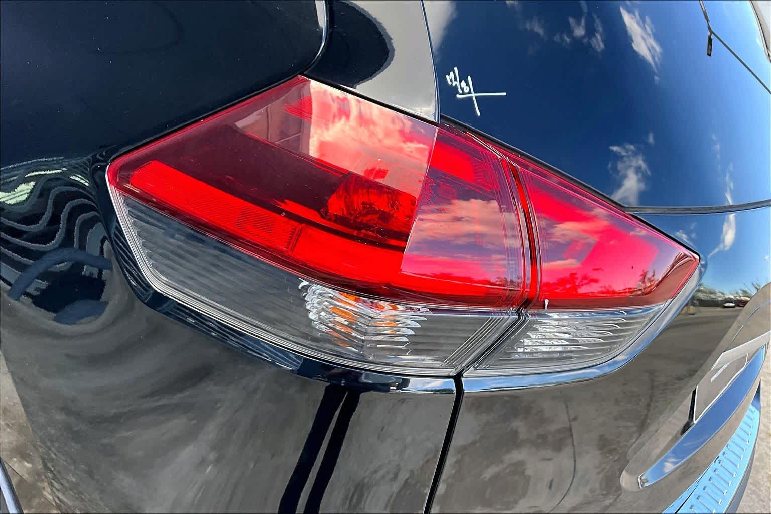 2019 Nissan Rogue SV Magnetic Black Pearl at Sterling McCall Nissan