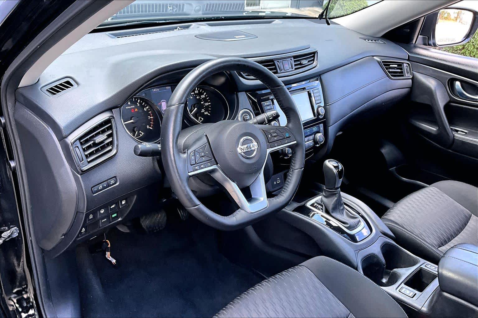 2019 Nissan Rogue SV Magnetic Black Pearl at Sterling McCall Nissan
