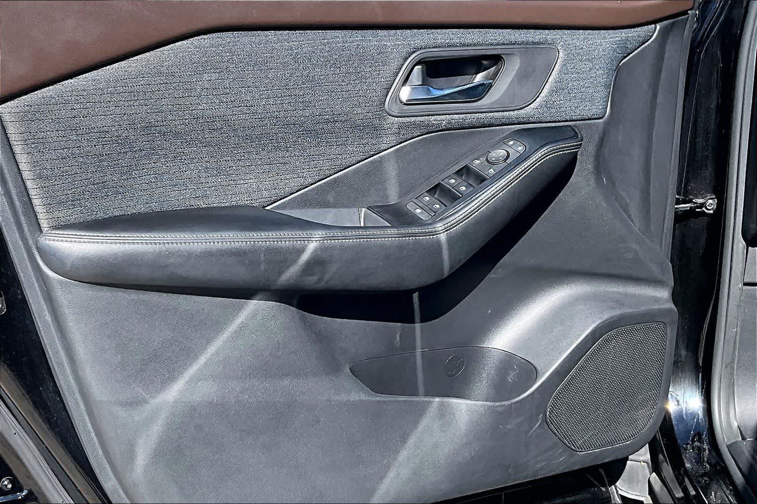 2021 Nissan Rogue SV Super Black at Beck & Masten Kia