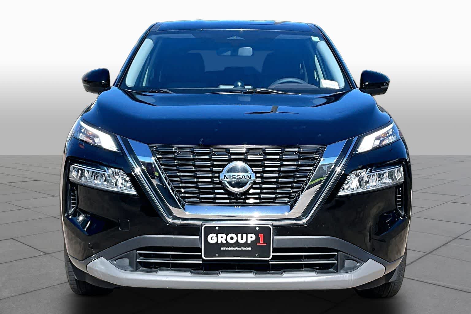 2021 Nissan Rogue SV Super Black at Beck & Masten Kia
