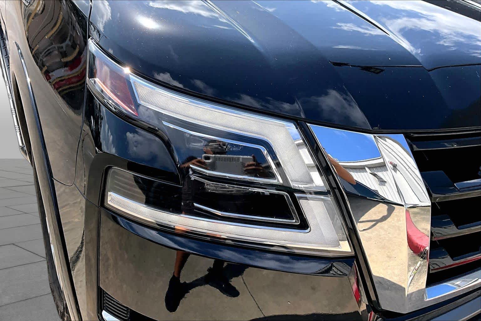 2023 Nissan Armada SV Super Black at AutoNation USA Katy