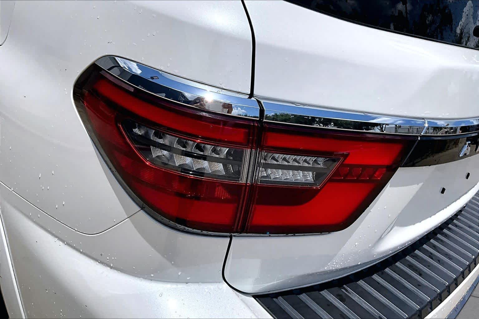 2024 Nissan Armada SL Aspen White Tricoat at Mercedes-Benz of Houston North