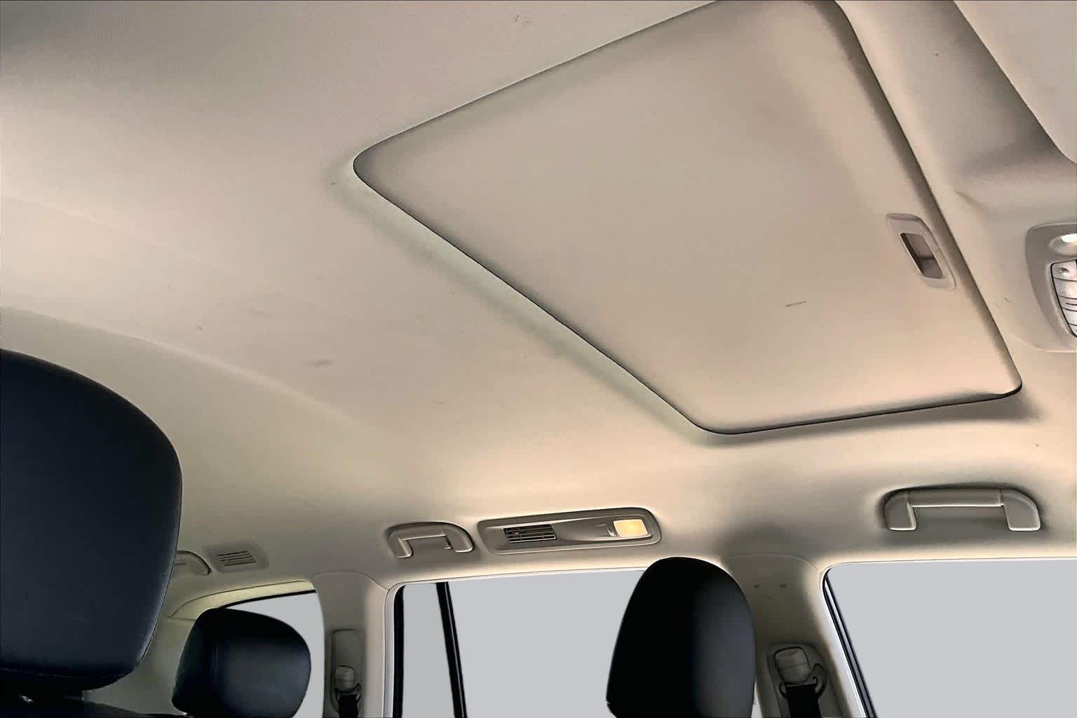2024 Nissan Armada SL Aspen White Tricoat at Mercedes-Benz of Houston North