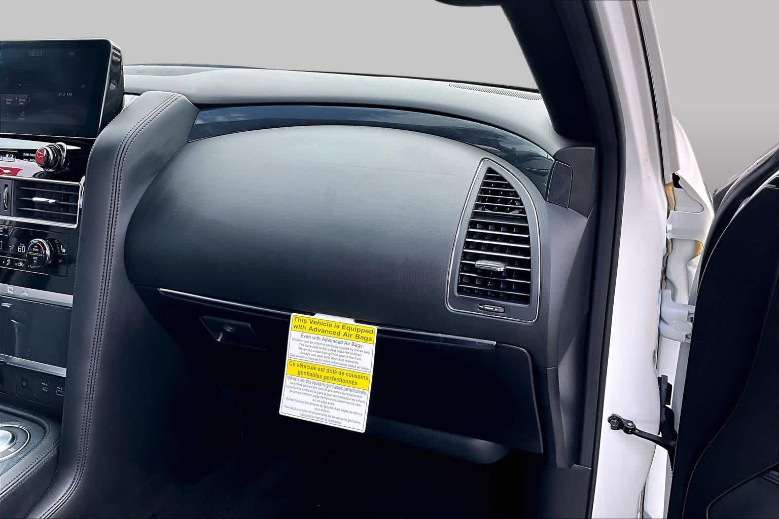 2023 Nissan Armada SL Aspen White Tricoat at AutoNation USA Katy