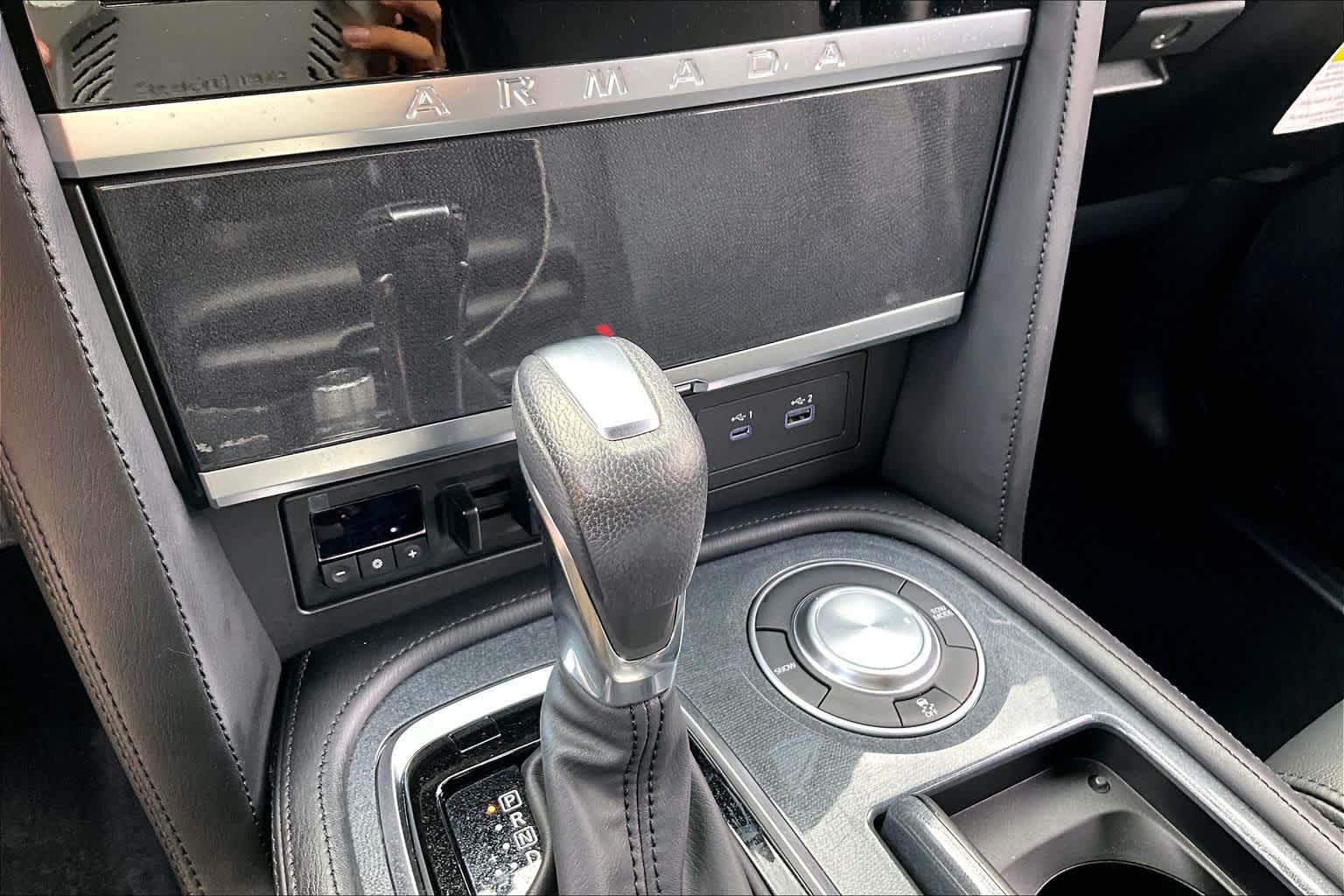 2023 Nissan Armada SL Aspen White Tricoat at AutoNation USA Katy
