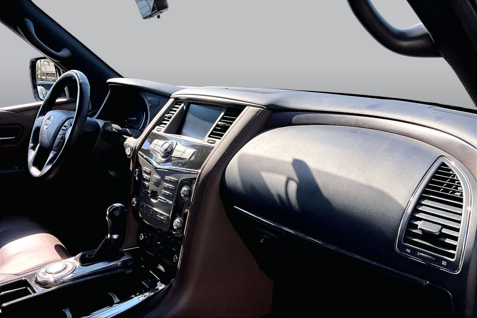 2018 Nissan Armada photo 18 of 34