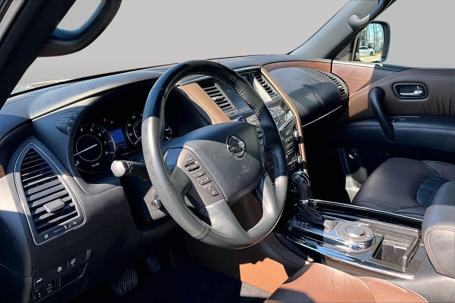2018 Nissan Armada photo 17 of 34