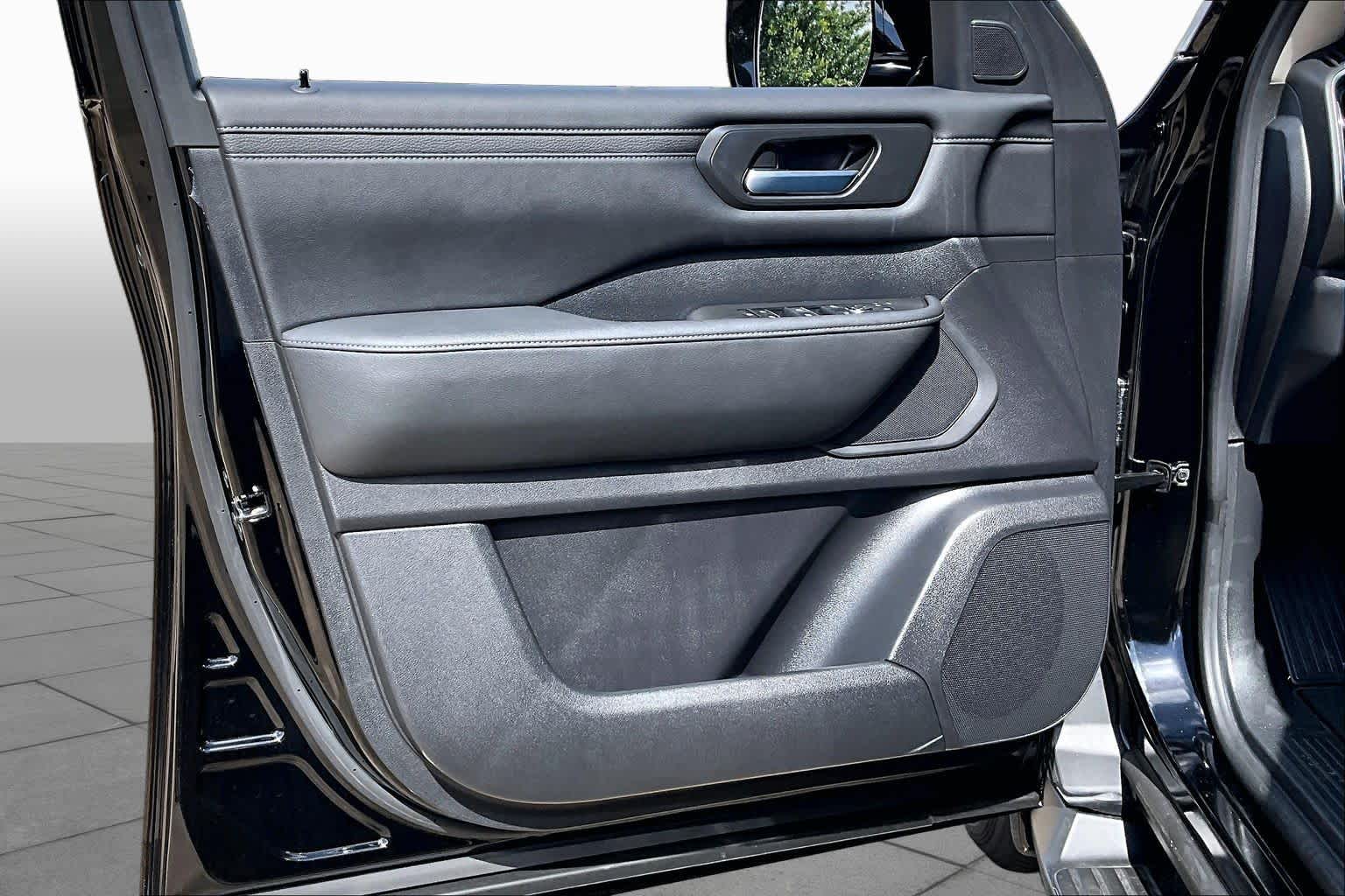 2026 Nissan Armada SV Super Black at Robbins Nissan