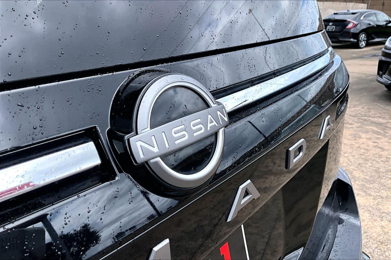 2025 Nissan Armada photo 10 of 35