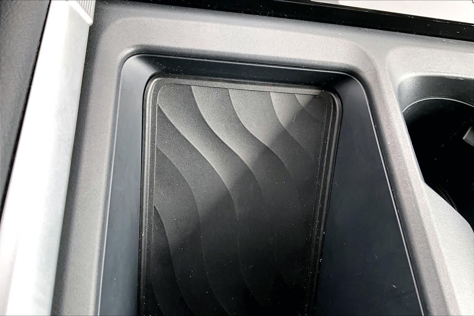 2025 Nissan Armada photo 32 of 35