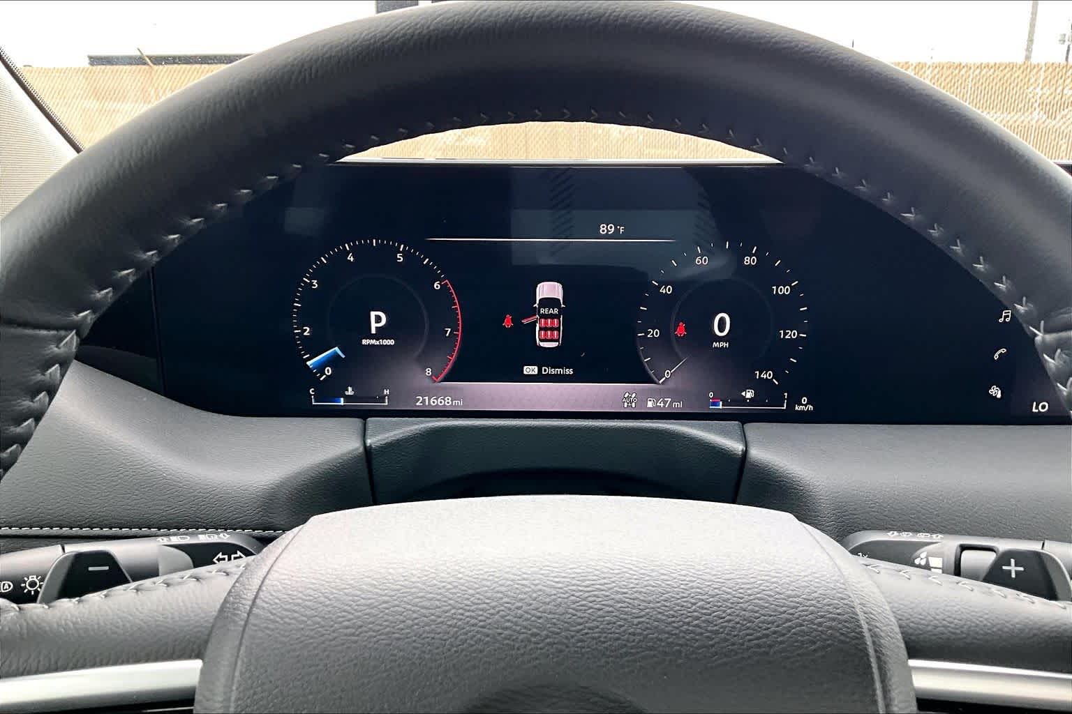 2025 Nissan Armada photo 26 of 35