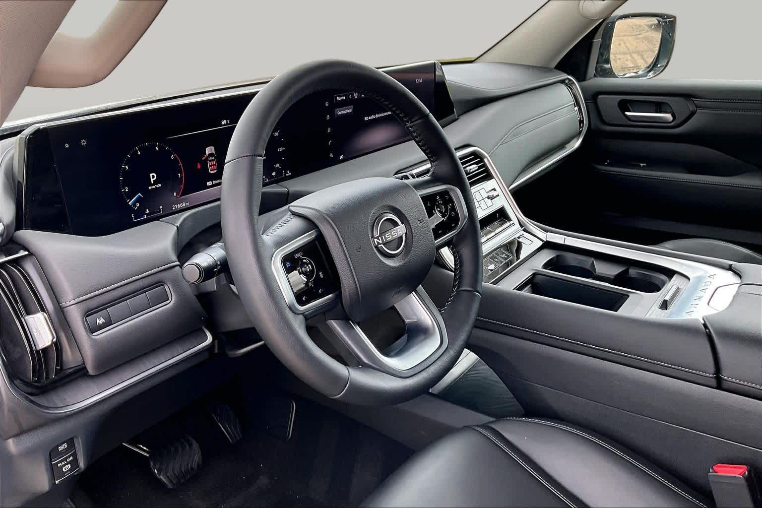 2025 Nissan Armada photo 18 of 35