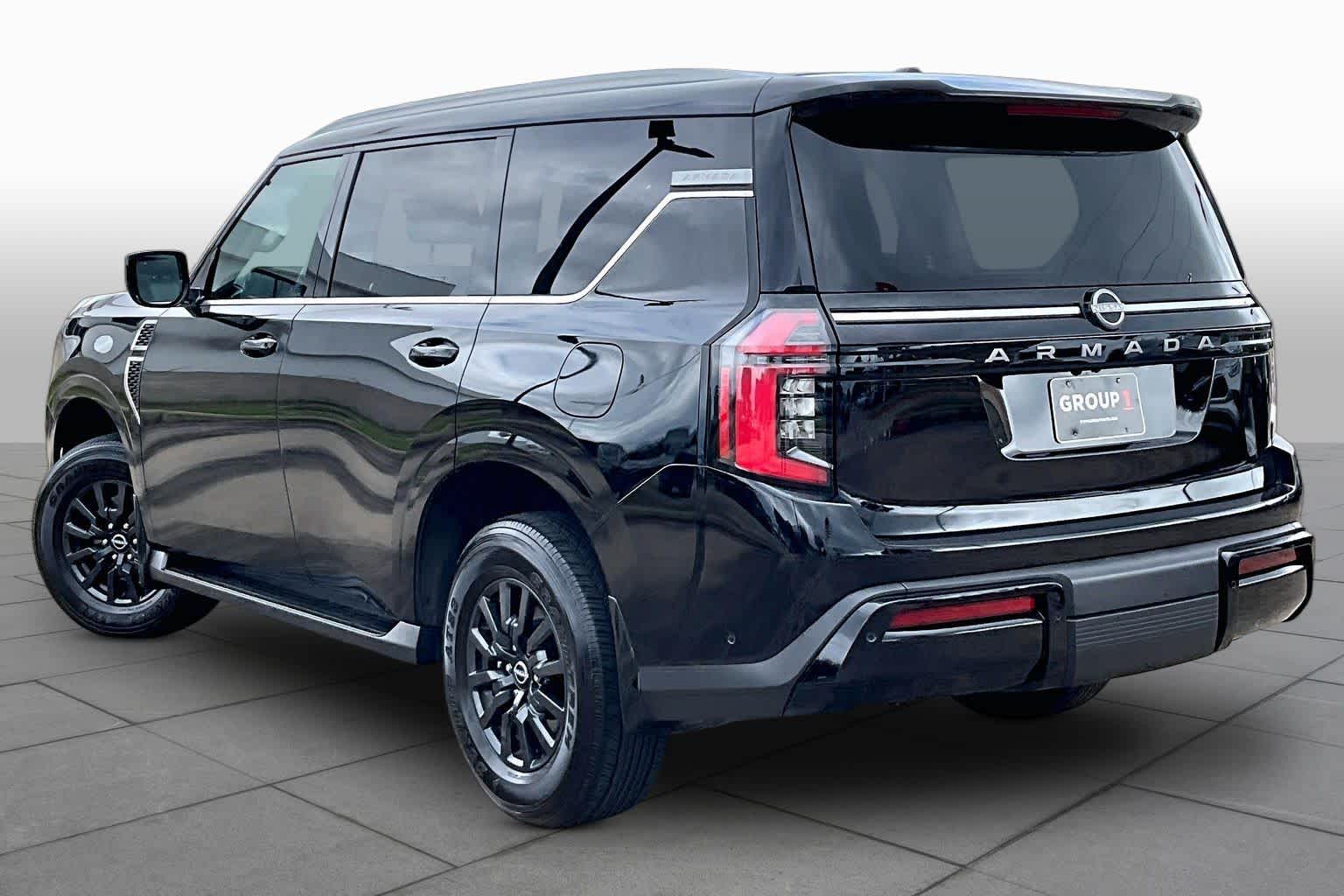2025 Nissan Armada photo 12 of 35