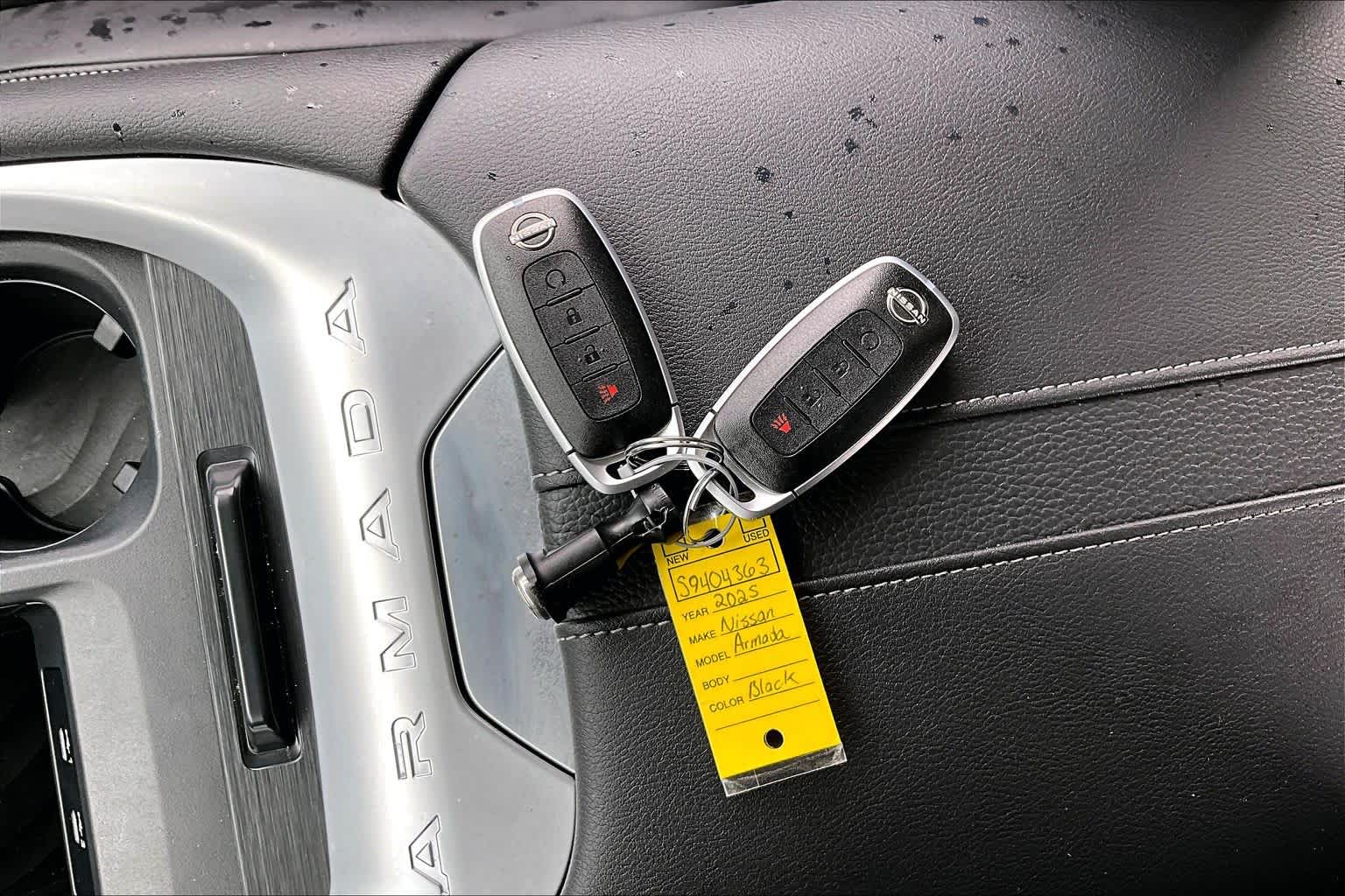 2025 Nissan Armada photo 15 of 35