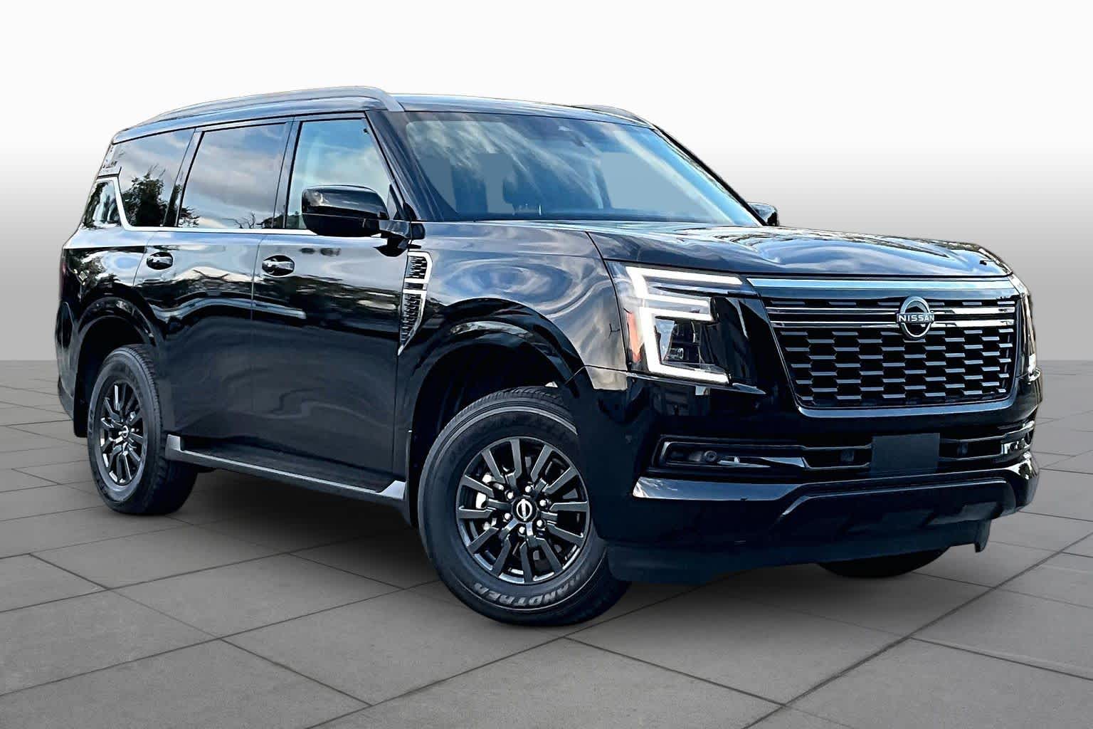 2025 Nissan Armada photo 3 of 37