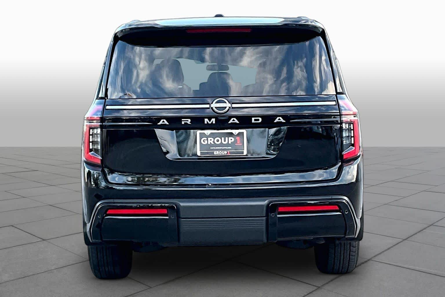 2025 Nissan Armada photo 5 of 37