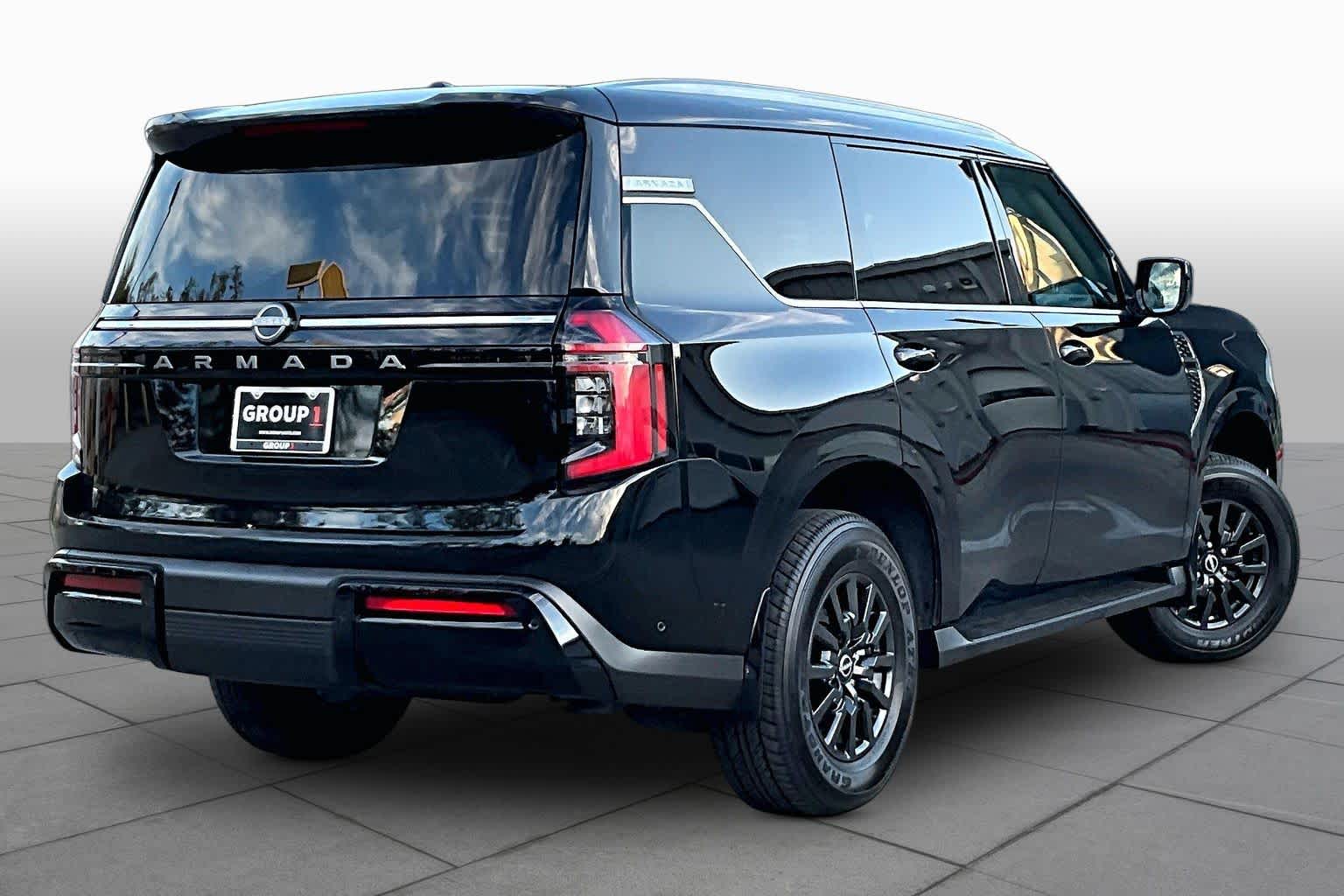 2025 Nissan Armada photo 13 of 37