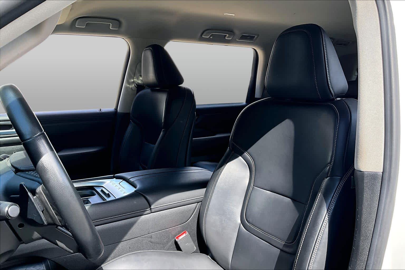 2026 Nissan Armada SV Aspen White Tricoat at Sterling McCall Nissan