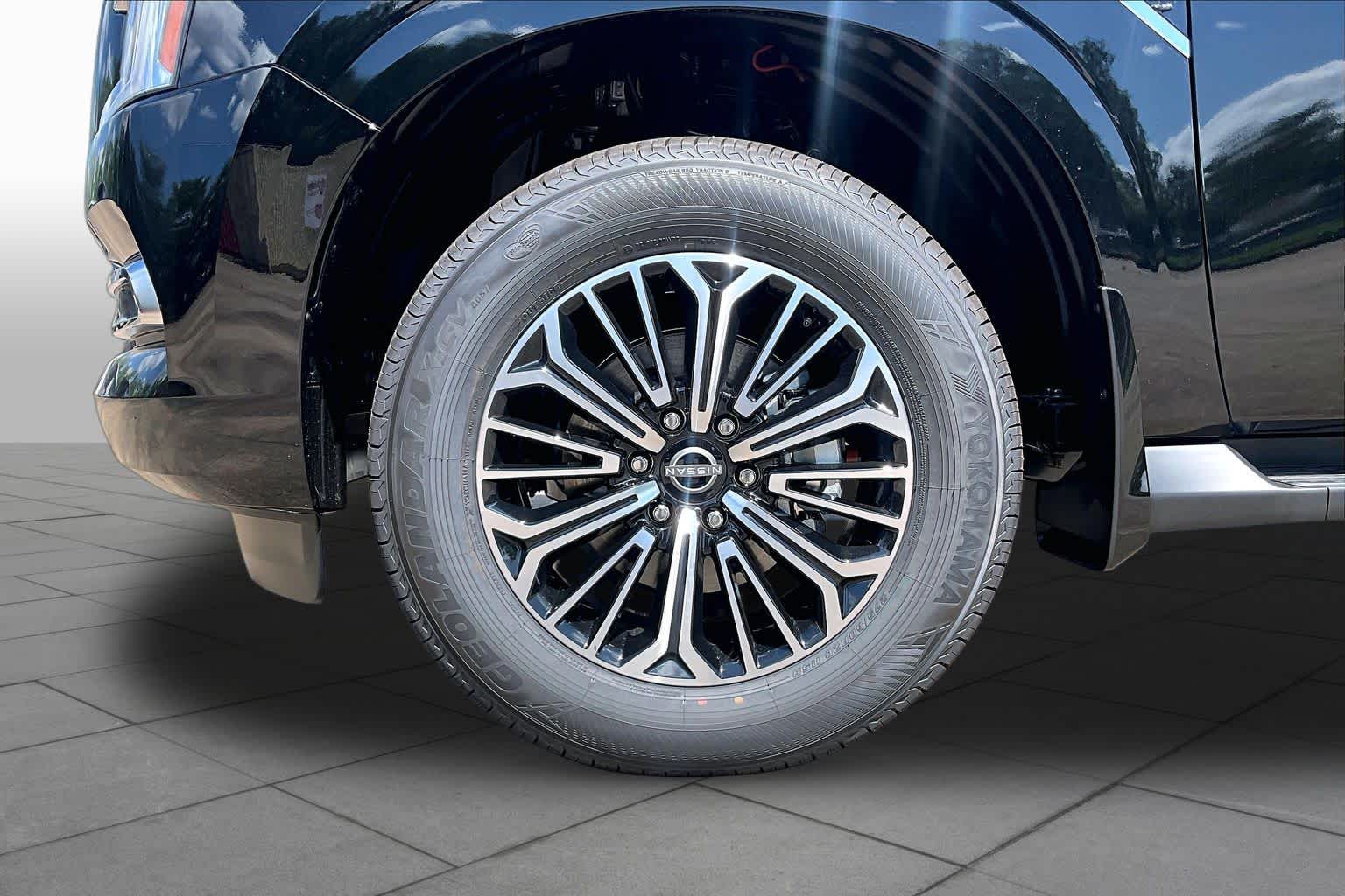 2026 Nissan Armada SL - 8