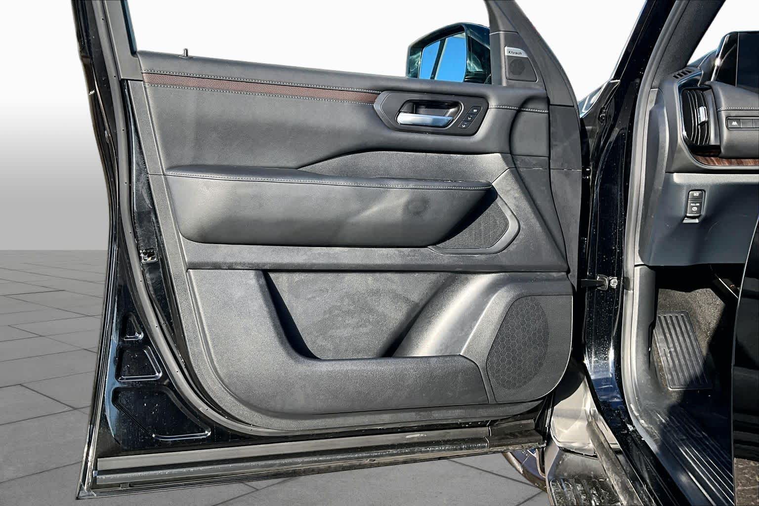 2026 Nissan Armada photo 20 of 34