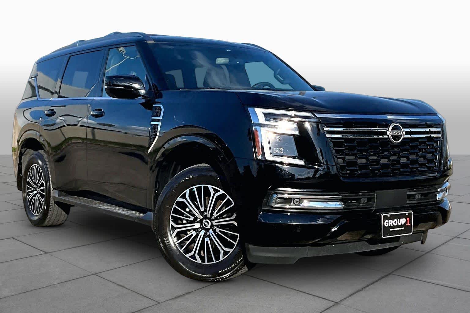 2026 Nissan Armada photo 3 of 34