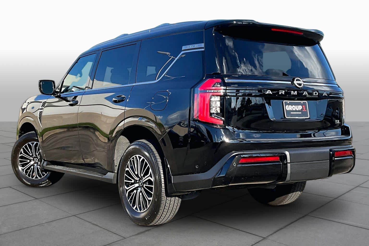 2026 Nissan Armada photo 10 of 34