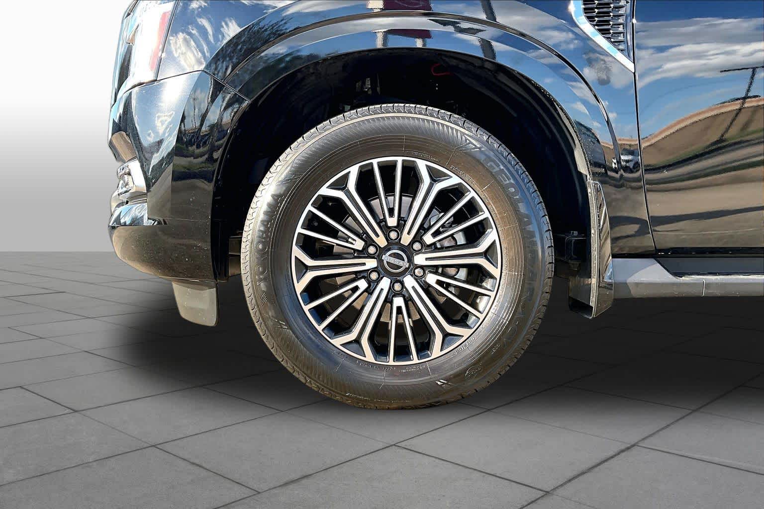 2026 Nissan Armada photo 9 of 34