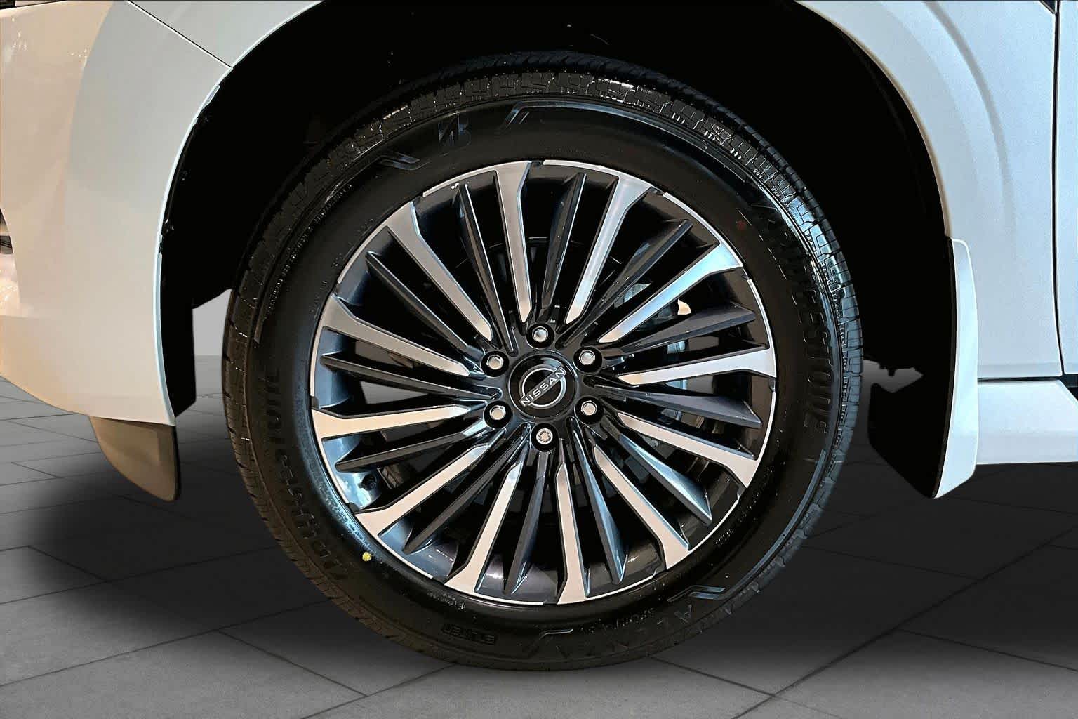 2026 Nissan Armada Platinum Reserve Everest White Pearl Tricoat/Super Black at Robbins Nissan