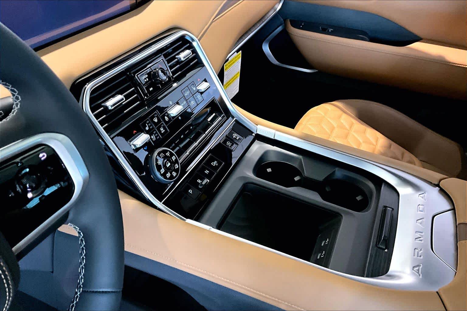2026 Nissan Armada Platinum Reserve Everest White Pearl Tricoat/Super Black at Robbins Nissan