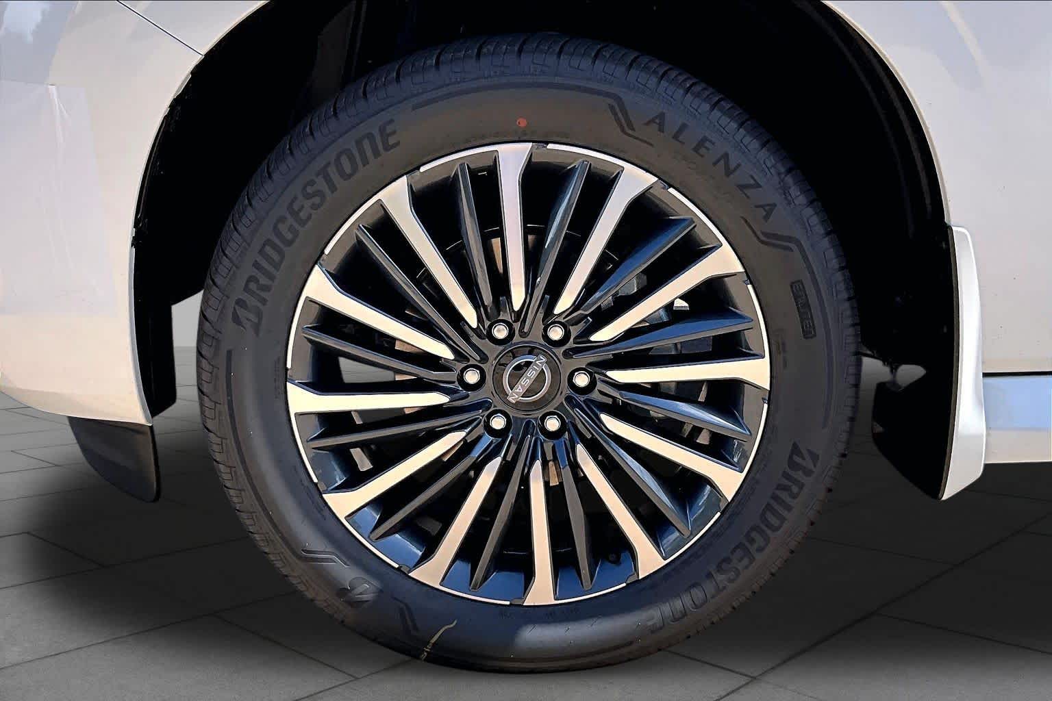 2026 Nissan Armada Platinum Reserve Everest White Pearl Tricoat/Super Black at Sterling McCall Nissan