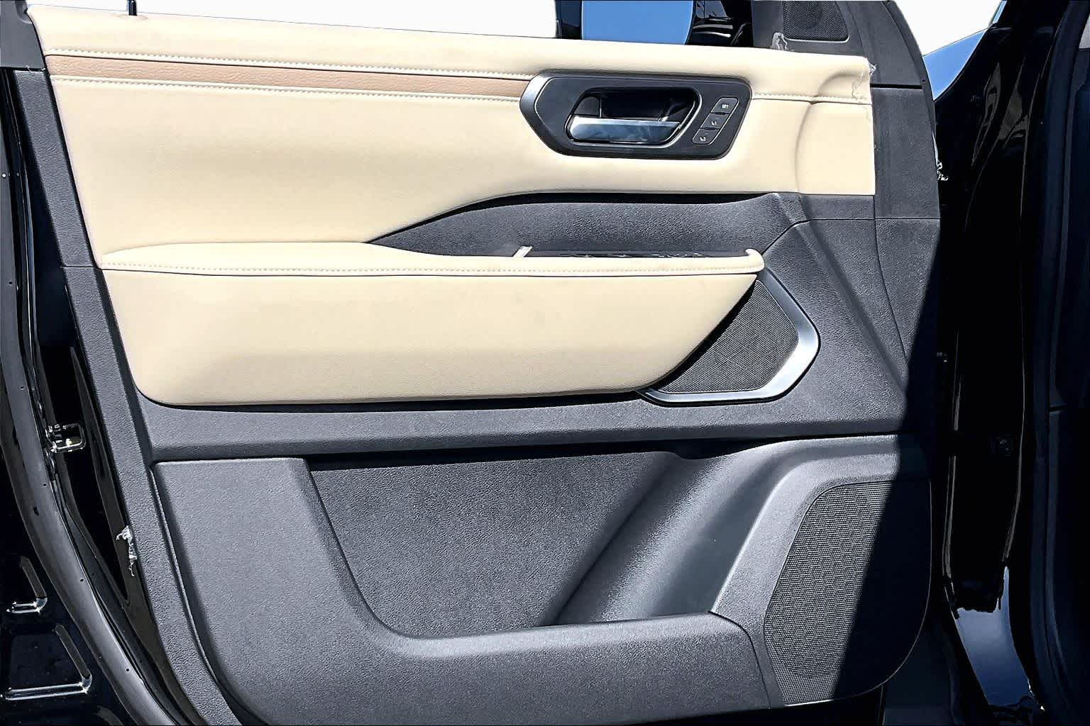 2026 Nissan Armada Platinum Reserve Super Black at Sterling McCall Nissan
