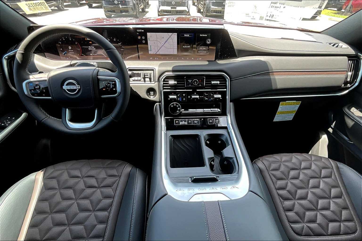 2025 Nissan Armada Platinum Reserve - 4
