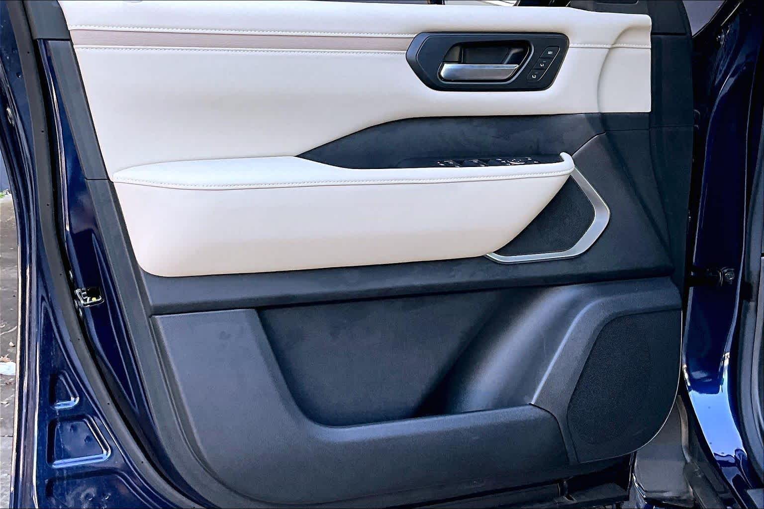 2025 Nissan Armada Platinum Reserve Deep Ocean Blue Pearl at Sterling McCall Nissan