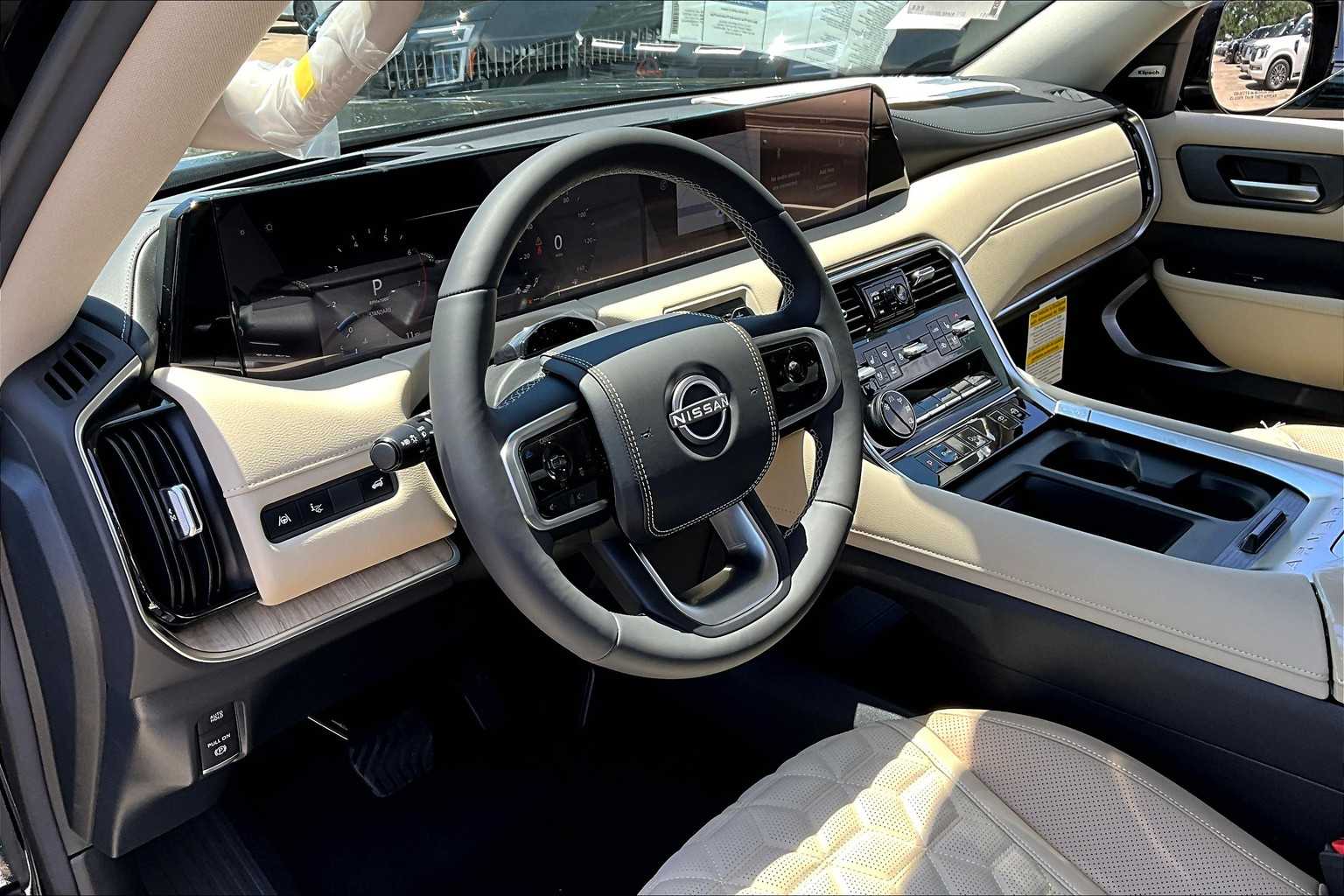 2025 Nissan Armada Platinum Reserve - 9