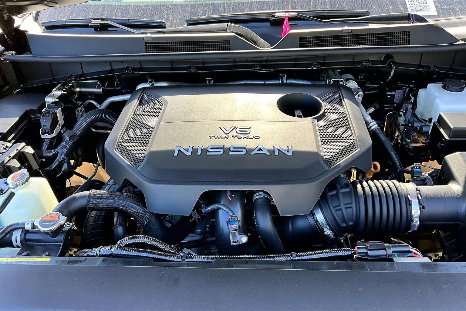 2026 Nissan Armada PRO-4X Alpine Metallic/Super Black at Robbins Nissan
